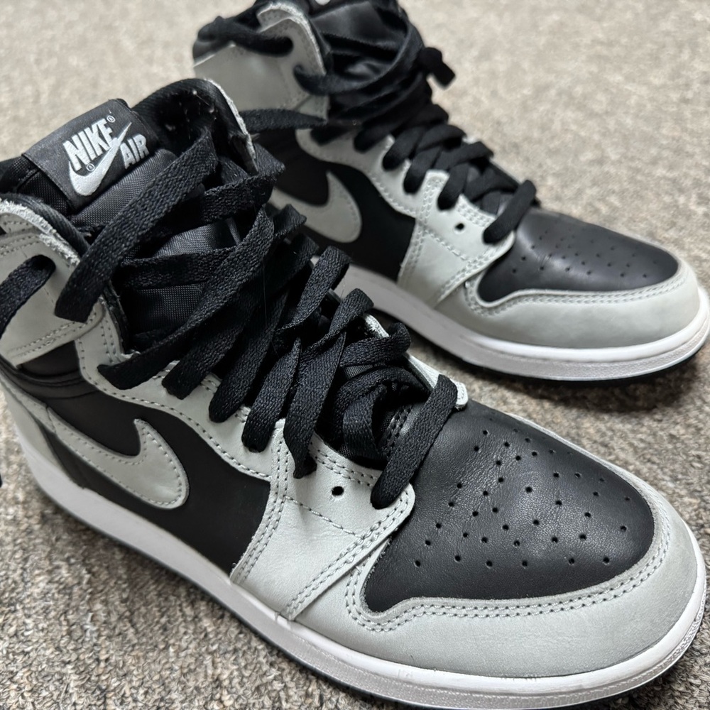 Nike Air Men's Black and Gray Sneakers
